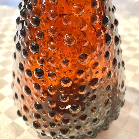 Vintage pressed glass hobnail brown vase - Picture 2 of 5